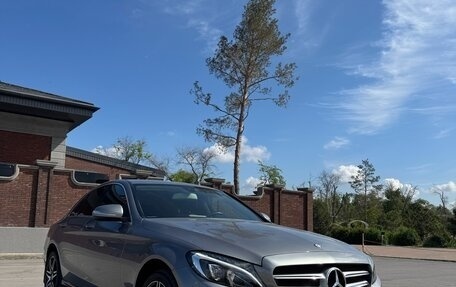Mercedes-Benz C-Класс, 2015 год, 2 200 000 рублей, 31 фотография