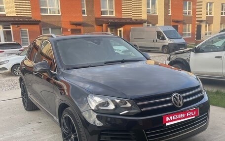 Volkswagen Touareg III, 2014 год, 2 550 000 рублей, 3 фотография