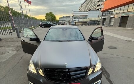 Mercedes-Benz E-Класс, 2012 год, 1 750 000 рублей, 2 фотография