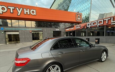 Mercedes-Benz E-Класс, 2012 год, 1 750 000 рублей, 12 фотография