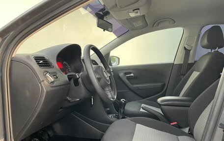 Volkswagen Polo VI (EU Market), 2012 год, 1 090 000 рублей, 10 фотография