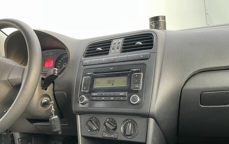 Volkswagen Polo VI (EU Market), 2012 год, 1 090 000 рублей, 17 фотография
