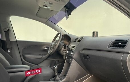 Volkswagen Polo VI (EU Market), 2012 год, 1 090 000 рублей, 11 фотография