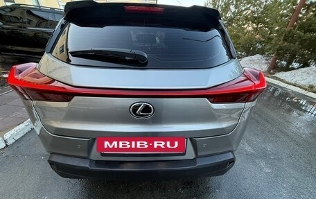 Lexus UX I, 2021 год, 3 050 000 рублей, 5 фотография