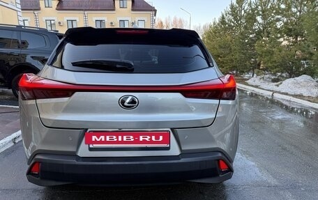 Lexus UX I, 2021 год, 3 050 000 рублей, 4 фотография