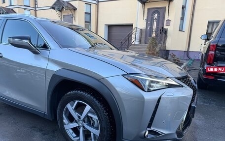 Lexus UX I, 2021 год, 3 050 000 рублей, 11 фотография