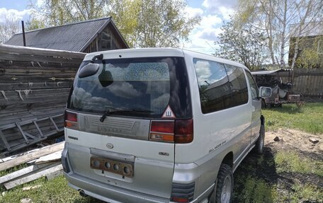 Nissan Elgrand I, 2001 год, 300 000 рублей, 3 фотография