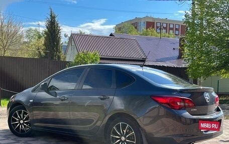 Opel Astra J, 2013 год, 850 000 рублей, 8 фотография