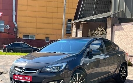 Opel Astra J, 2013 год, 850 000 рублей, 11 фотография