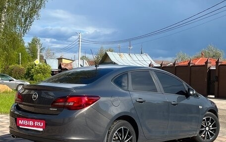 Opel Astra J, 2013 год, 850 000 рублей, 4 фотография