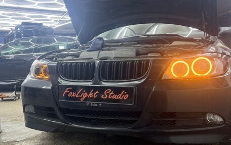 BMW 3 серия, 2006 год, 1 100 000 рублей, 17 фотография