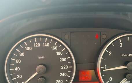BMW 3 серия, 2006 год, 1 100 000 рублей, 22 фотография