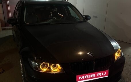 BMW 3 серия, 2006 год, 1 100 000 рублей, 18 фотография