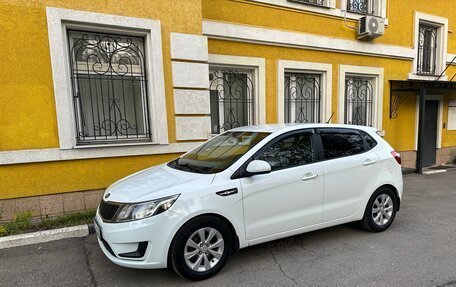 KIA Rio III рестайлинг, 2013 год, 900 000 рублей, 2 фотография