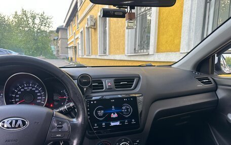 KIA Rio III рестайлинг, 2013 год, 900 000 рублей, 8 фотография