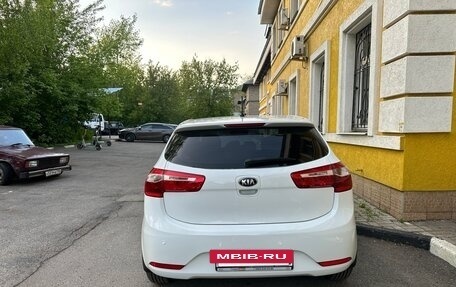 KIA Rio III рестайлинг, 2013 год, 900 000 рублей, 4 фотография