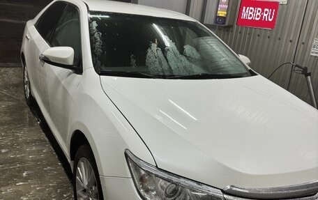 Toyota Camry, 2014 год, 1 900 000 рублей, 5 фотография
