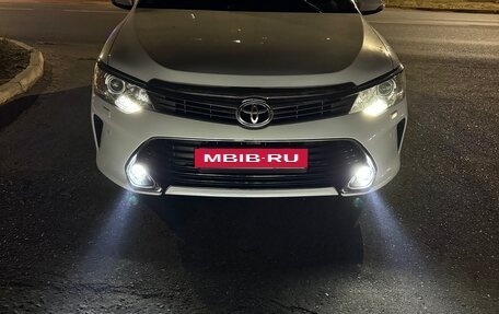 Toyota Camry, 2014 год, 1 900 000 рублей, 2 фотография