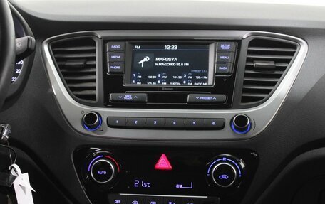Hyundai Solaris II рестайлинг, 2017 год, 1 265 000 рублей, 12 фотография