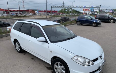 Nissan Wingroad III, 2001 год, 380 000 рублей, 4 фотография