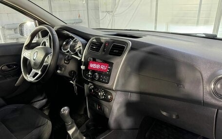 Renault Logan II, 2019 год, 1 199 000 рублей, 15 фотография