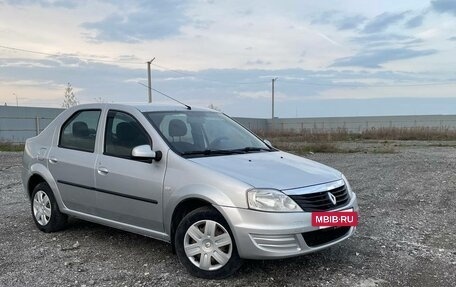 Renault Logan I, 2013 год, 390 000 рублей, 7 фотография