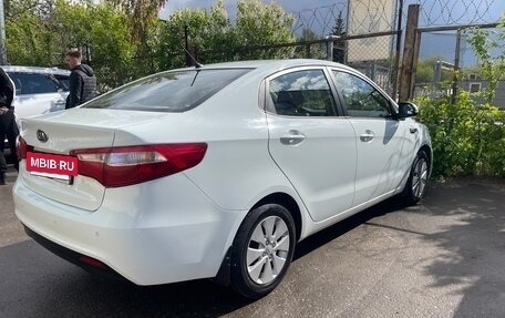 KIA Rio III рестайлинг, 2013 год, 850 000 рублей, 2 фотография