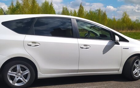 Toyota Prius v (+) I (ZVW40/41) рестайлинг, 2019 год, 2 750 000 рублей, 6 фотография