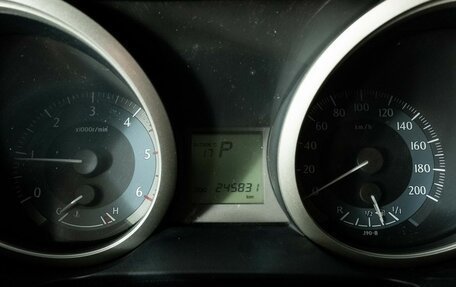 Toyota Land Cruiser Prado 150 рестайлинг 2, 2013 год, 3 000 000 рублей, 13 фотография