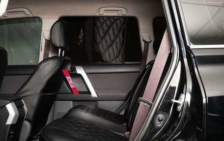 Toyota Land Cruiser Prado 150 рестайлинг 2, 2013 год, 3 000 000 рублей, 11 фотография