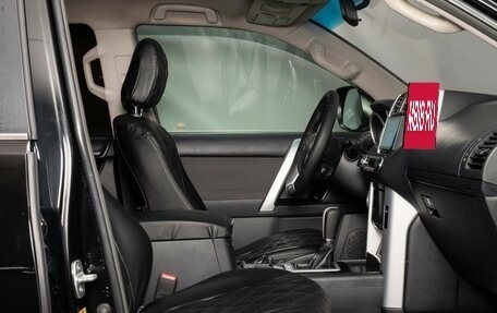 Toyota Land Cruiser Prado 150 рестайлинг 2, 2013 год, 3 000 000 рублей, 10 фотография