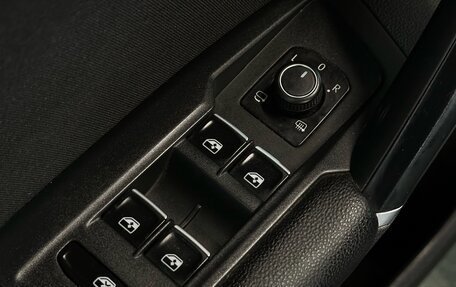 Volkswagen Tiguan II, 2017 год, 2 097 000 рублей, 11 фотография