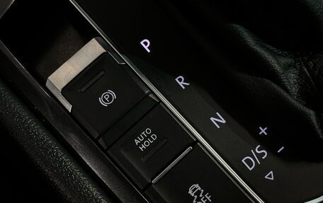 Volkswagen Tiguan II, 2017 год, 2 097 000 рублей, 17 фотография