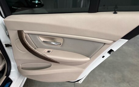 BMW 3 серия, 2012 год, 1 597 000 рублей, 26 фотография