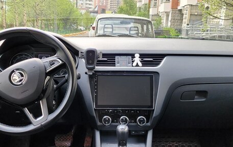 Skoda Octavia, 2017 год, 1 680 000 рублей, 7 фотография