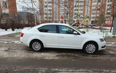 Skoda Octavia, 2017 год, 1 680 000 рублей, 9 фотография
