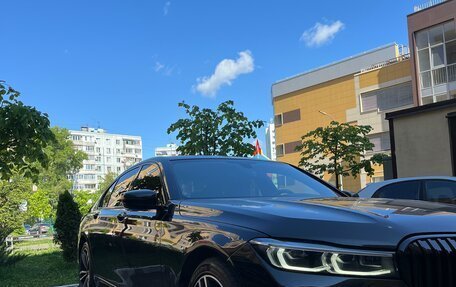 BMW 7 серия, 2020 год, 5 990 000 рублей, 4 фотография
