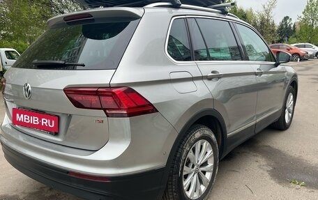 Volkswagen Tiguan II, 2018 год, 1 850 000 рублей, 2 фотография