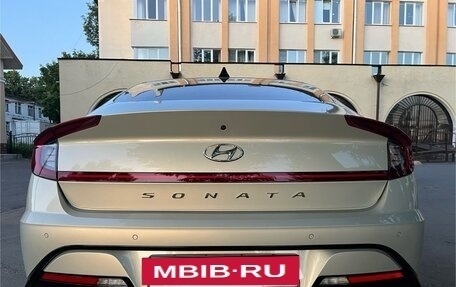 Hyundai Sonata VIII, 2021 год, 2 450 000 рублей, 3 фотография