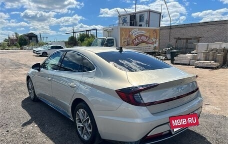 Hyundai Sonata VIII, 2021 год, 2 450 000 рублей, 17 фотография