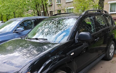 Mitsubishi Outlander III рестайлинг 3, 2011 год, 1 550 000 рублей, 2 фотография