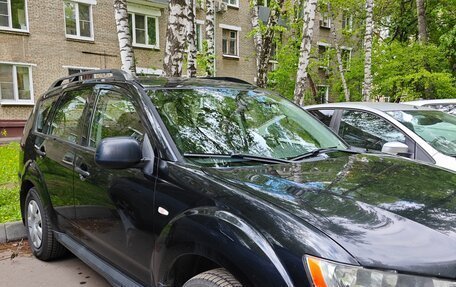 Mitsubishi Outlander III рестайлинг 3, 2011 год, 1 550 000 рублей, 3 фотография