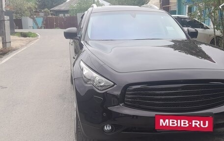 Infiniti FX II, 2011 год, 1 750 000 рублей, 13 фотография