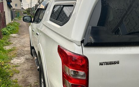 Mitsubishi L200 IV рестайлинг, 2015 год, 1 920 000 рублей, 8 фотография