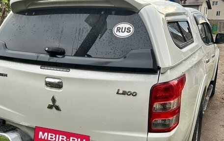 Mitsubishi L200 IV рестайлинг, 2015 год, 1 920 000 рублей, 9 фотография