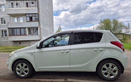Hyundai i20 IB рестайлинг, 2010 год, 680 000 рублей, 3 фотография