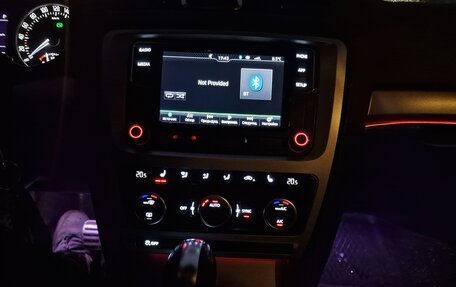 Skoda Octavia, 2012 год, 1 500 000 рублей, 19 фотография