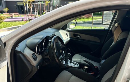Chevrolet Cruze II, 2011 год, 398 000 рублей, 10 фотография