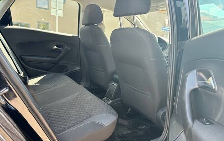 Volkswagen Polo VI (EU Market), 2018 год, 1 300 000 рублей, 23 фотография