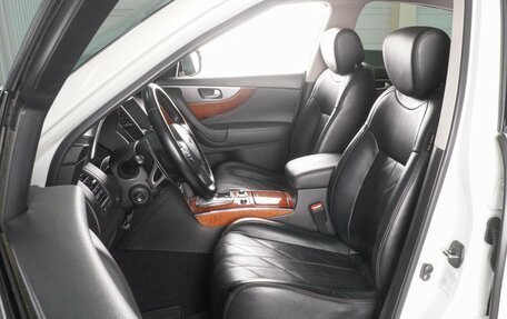 Infiniti QX70, 2016 год, 3 149 000 рублей, 10 фотография